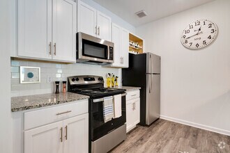2BR, 2BA - 1,068SF - Exchange at Orange Park