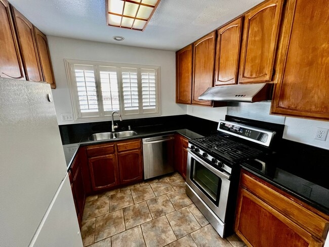 Foto del edificio - Great 3B/2BA House in Escondido w/ AC & At...