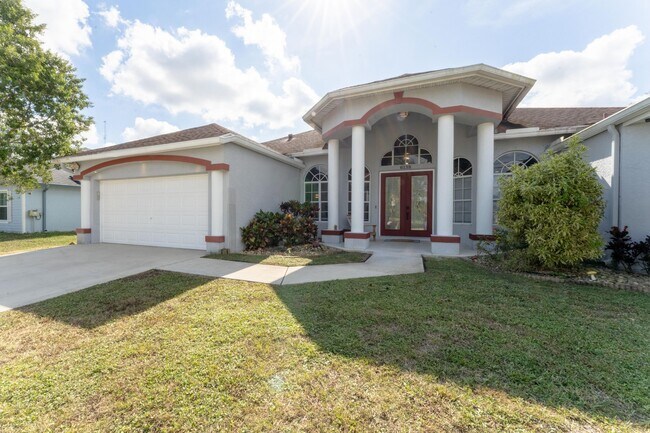Foto del edificio - 6138 NW Ginger Ln