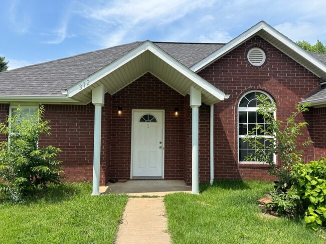 Foto del edificio - 312 Edgehill Ave