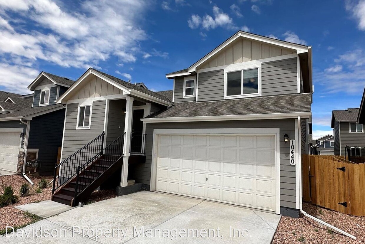 Foto principal - 3 br, 3.5 bath House - 10440 Castor Dr