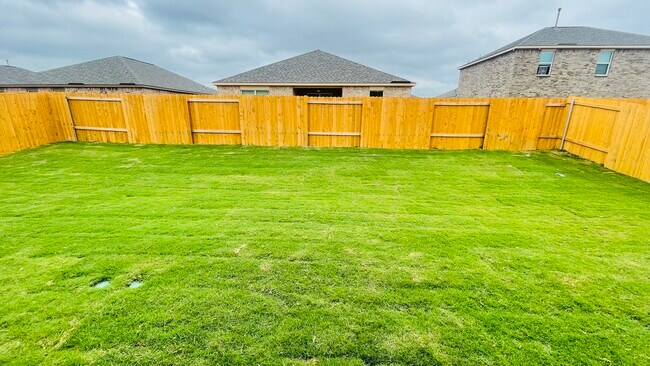 Foto del edificio - 2104 Hardwick Dr