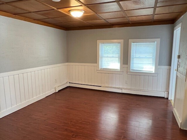 Building Photo - 28-30-30 Alpine Pl