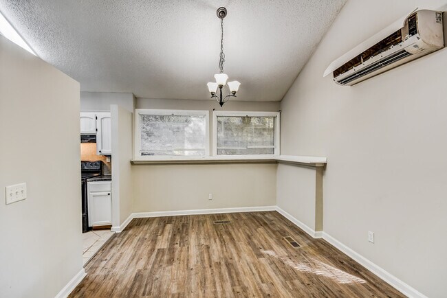 Foto del edificio - 2429 Wine Ridge Dr