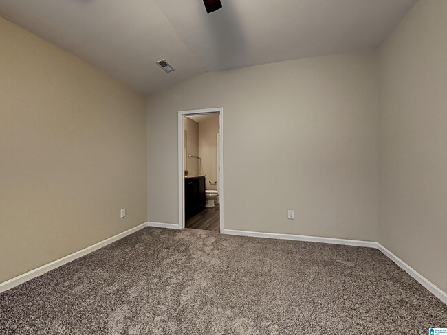 Building Photo - 50 Briar Rdg Ln