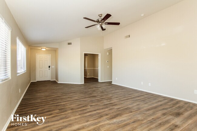 Building Photo - 25873 W St James Ave