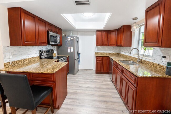 Foto del edificio - 5605 Winter Garden Pkwy