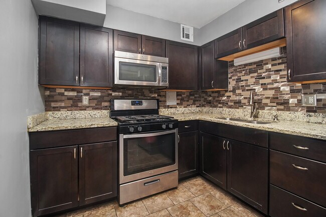 Foto del edificio - 6700 S Paxton Ave