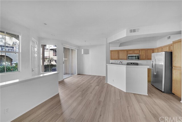 Building Photo - 603 Larkridge