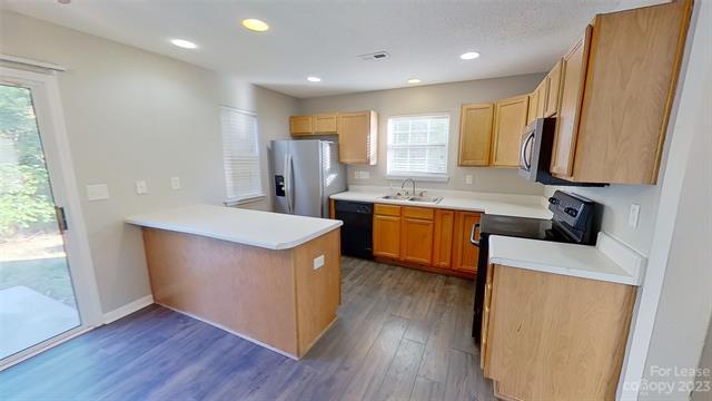 Foto del edificio - 14271 Tranters Creek Ln
