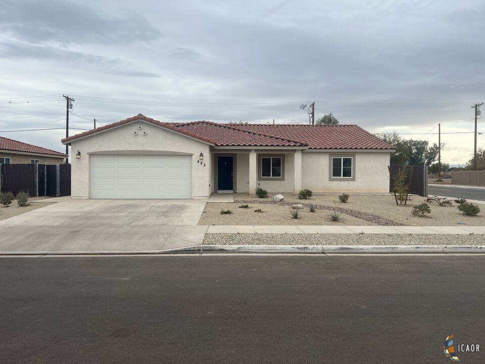 Primary Photo - 485 Corral Ct