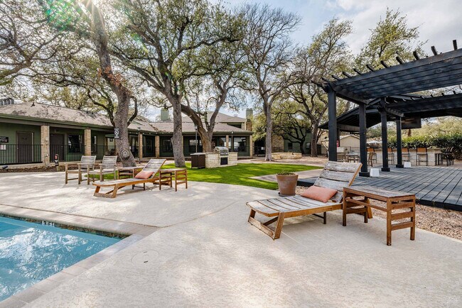 CumbreWestwood-ExtAm-005-02112026-S - Summit at Westwood