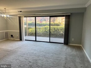 Building Photo - 7368 Lee Hwy