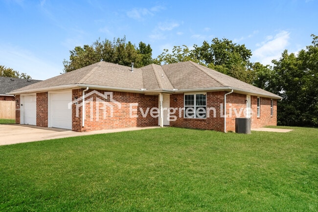 Foto del edificio - 1953 S 11th Pl