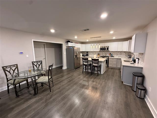 Building Photo - 3315 Parvia Ave