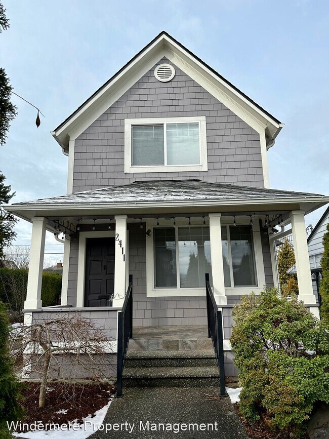 Building Photo - 2 br, 1.5 bath House - 2411 Elizabeth