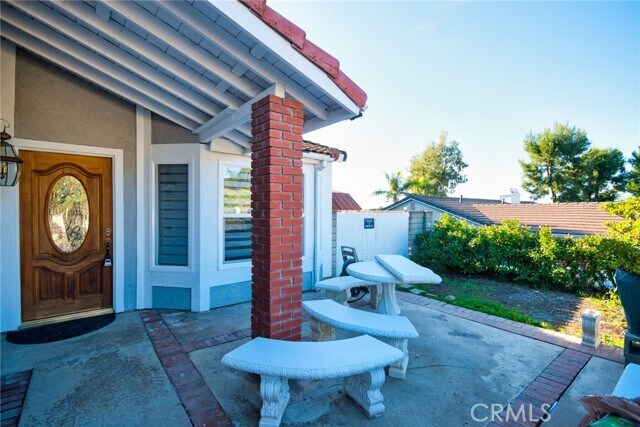 Foto del edificio - 865 Featherwood Dr