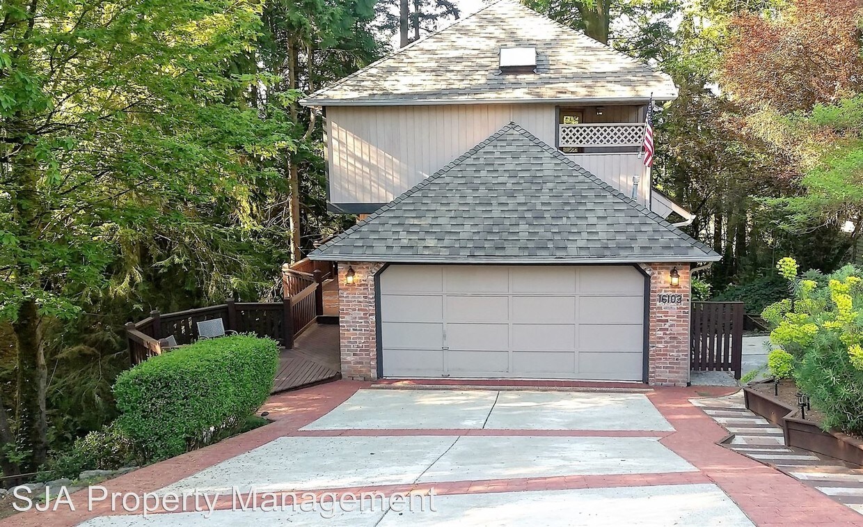 Primary Photo - 16103 NE 95th Ct