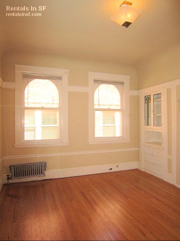 Building Photo - 999 Bush St