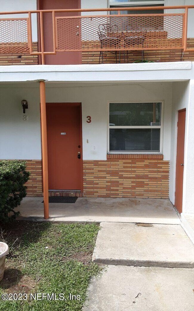 Foto del edificio - 924 Arco Dr