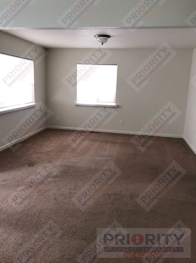 Building Photo - 3/2.5 Townhome