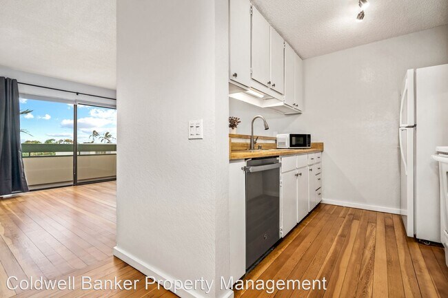 Building Photo - 1 br, 1 bath House - 2180 W. Vineyard St. ...