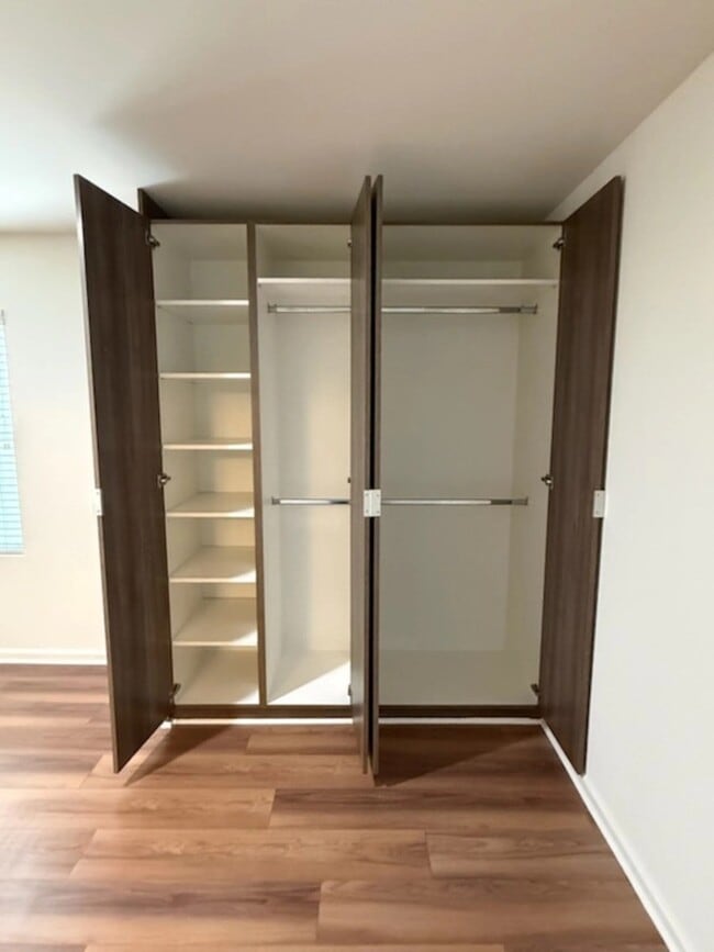 Interior Photo - 309 S. Berendo Avenue,