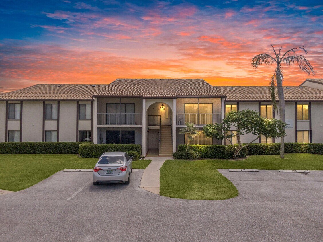 Foto principal - 2732 SW Matheson Ave
