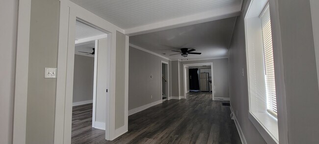 Building Photo - 23925 Talbot St