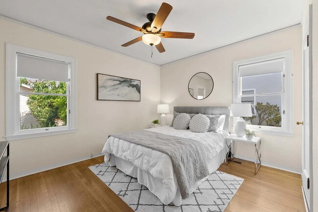 Foto del edificio - 1595 Santa Clara St