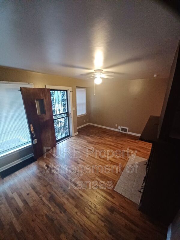 Foto del edificio - 635 SW Webster Ave