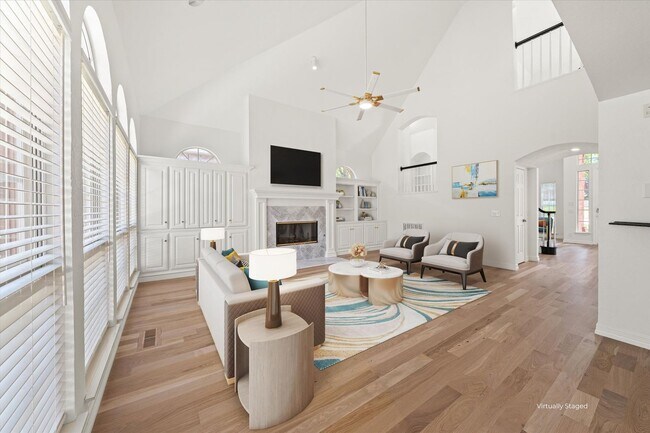 Foto del edificio - Exclusive Luxury Lease-124 N Crosstimber T...