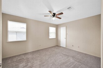 Building Photo - 1603 Hazelwood St