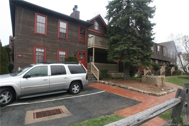 Building Photo - 409 Hope St