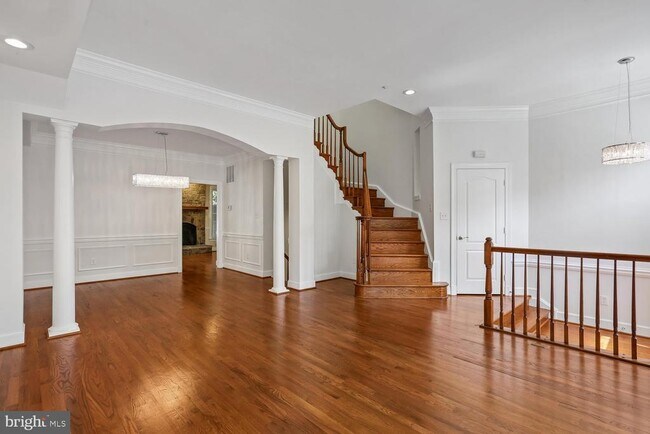 Foto del edificio - 417 Winding Rose Dr