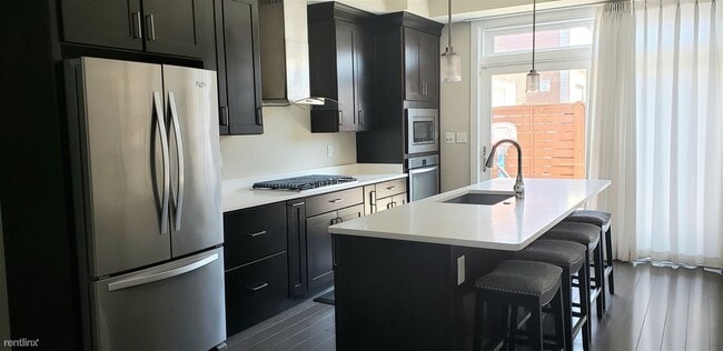Building Photo - 205 S Collington Ave