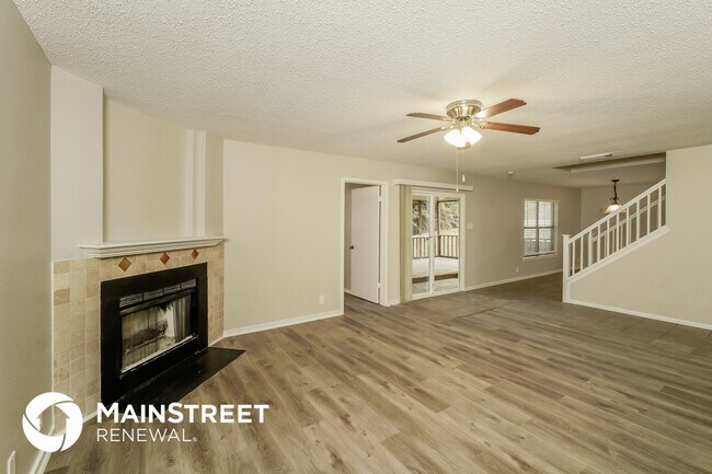 Foto del edificio - 7622 Cascade Oak Dr