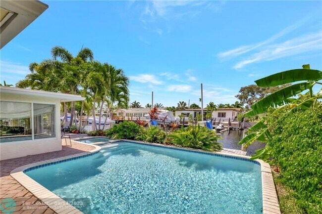 Foto del edificio - 2356 SE 10th St