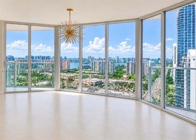 Building Photo - 16699 Collins Ave