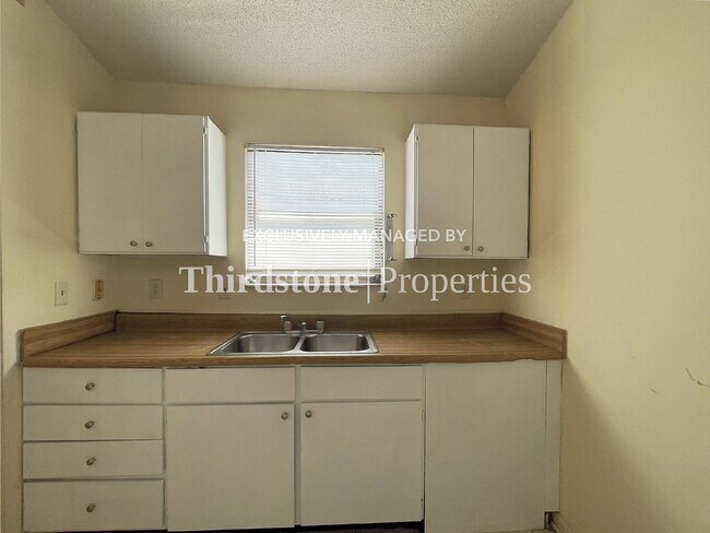 Foto del edificio - 5128 Indian Lakes Ct