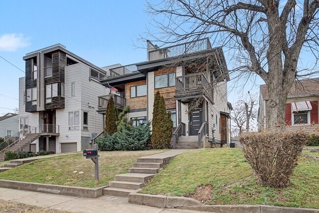 $4,200 per month | Fully Furnished | 3+ Month Leases Available - $4,200 per month | Fully Furnished | 3+ Month Leases Available House