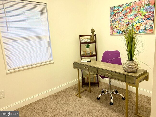 Foto del edificio - 1120 Wentworth Dr