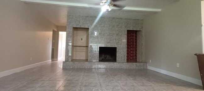 Building Photo - 7502 Winkle Wood Ln