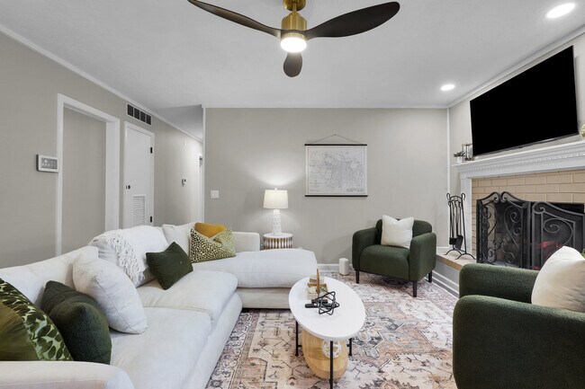 Foto del edificio - 1023 Brittlewood Dr