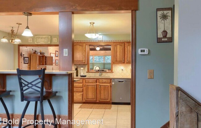 Building Photo - 3 br, 2 bath House - 1612 Greenwood Dr.