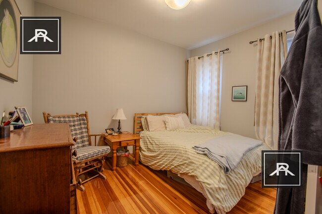 Foto del edificio - 24 Parkton Rd