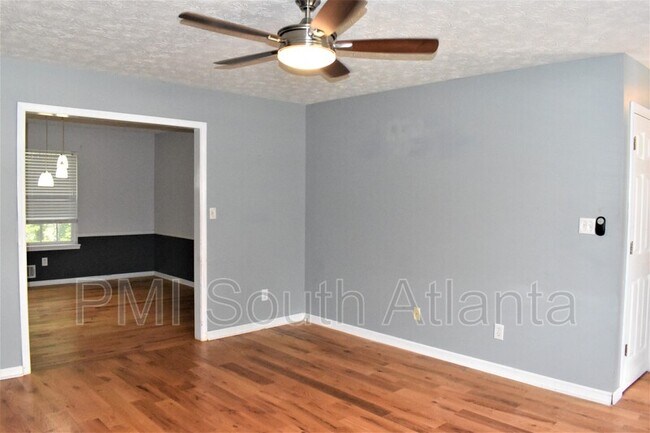Building Photo - 2780 Trotters Pointe Dr