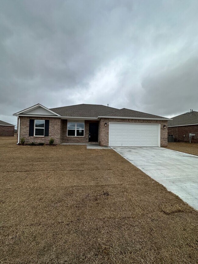 Building Photo - *Pre-Leasing*  Three Bedroom | Two Bath Ho...