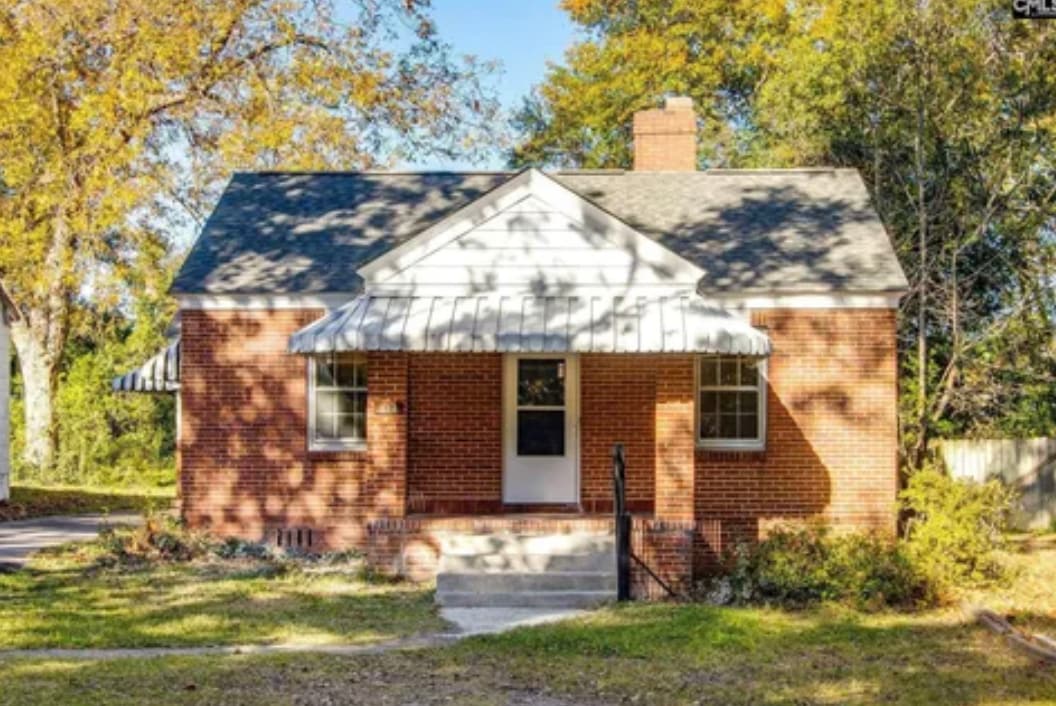 Primary Photo - 613 Joan St
