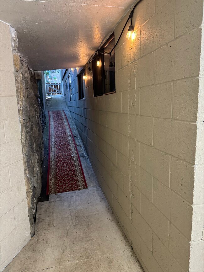 Foto del edificio - 673 Brookside Ln